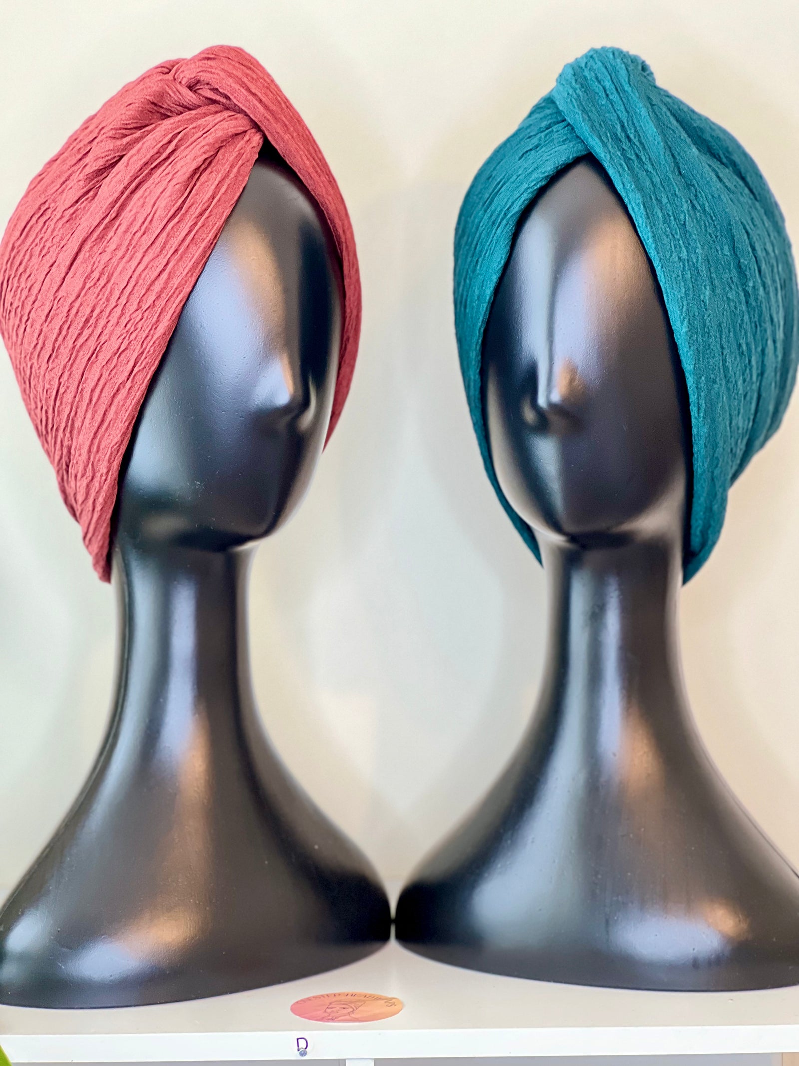 Crinkled Knot Headwrap Onestep Beauty Bar